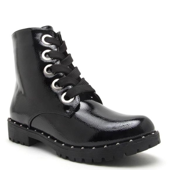 Shoes - Lug Studded Combat Boots Size 6